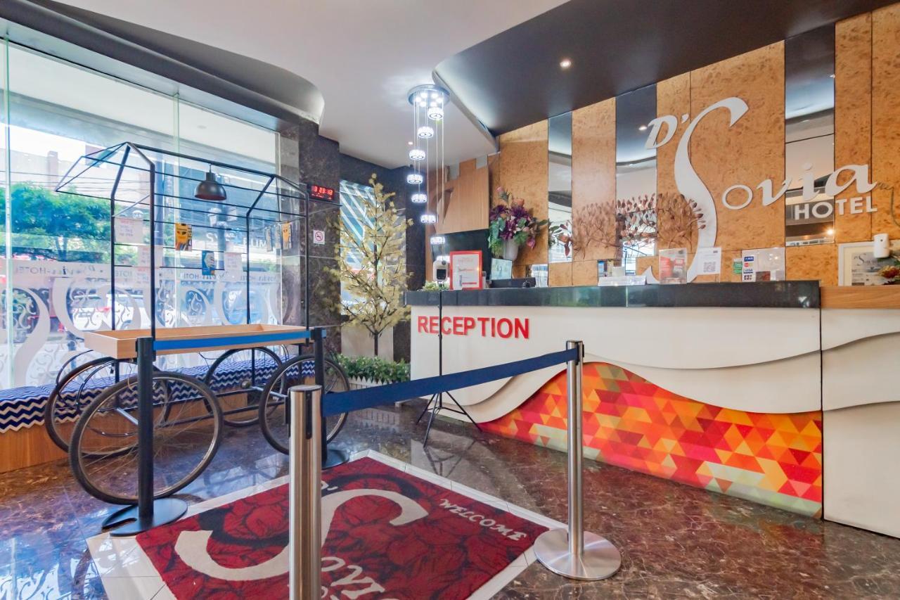 Hotel Reddoorz Premium Near Bandung Station Esterno foto