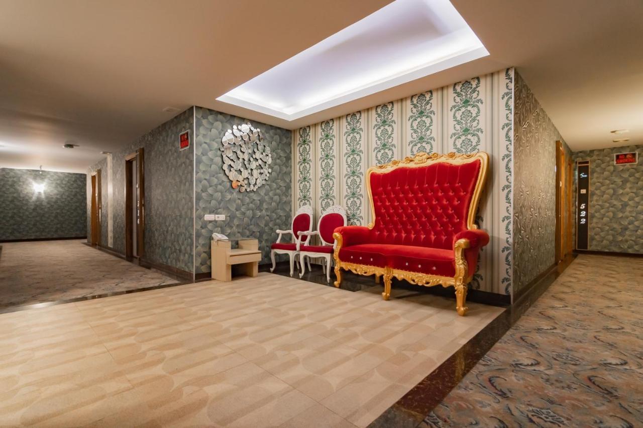 Hotel Reddoorz Premium Near Bandung Station Esterno foto